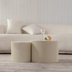Table basse ronde en bois exquise pour petits espaces de vie