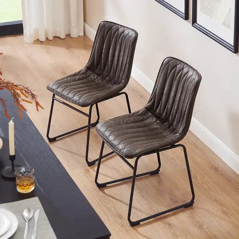 Chaise de salle à manger en similicuir avec surpiqûres géométriques