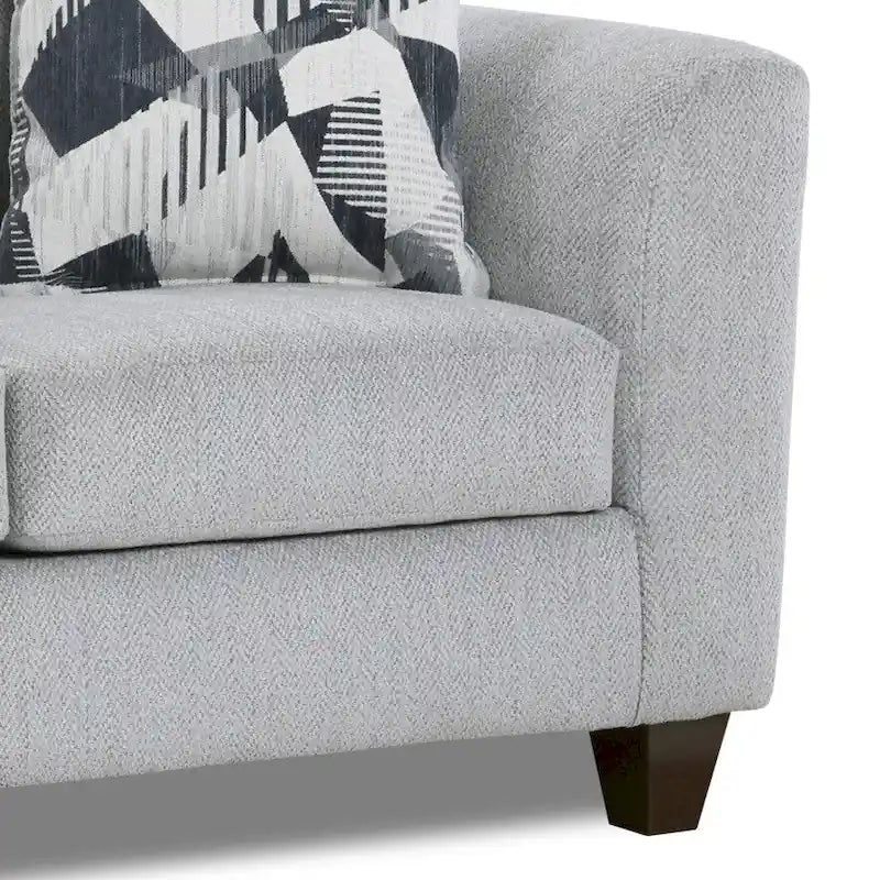 Canapé rembourré en argent à chevrons avec pouf cocktail